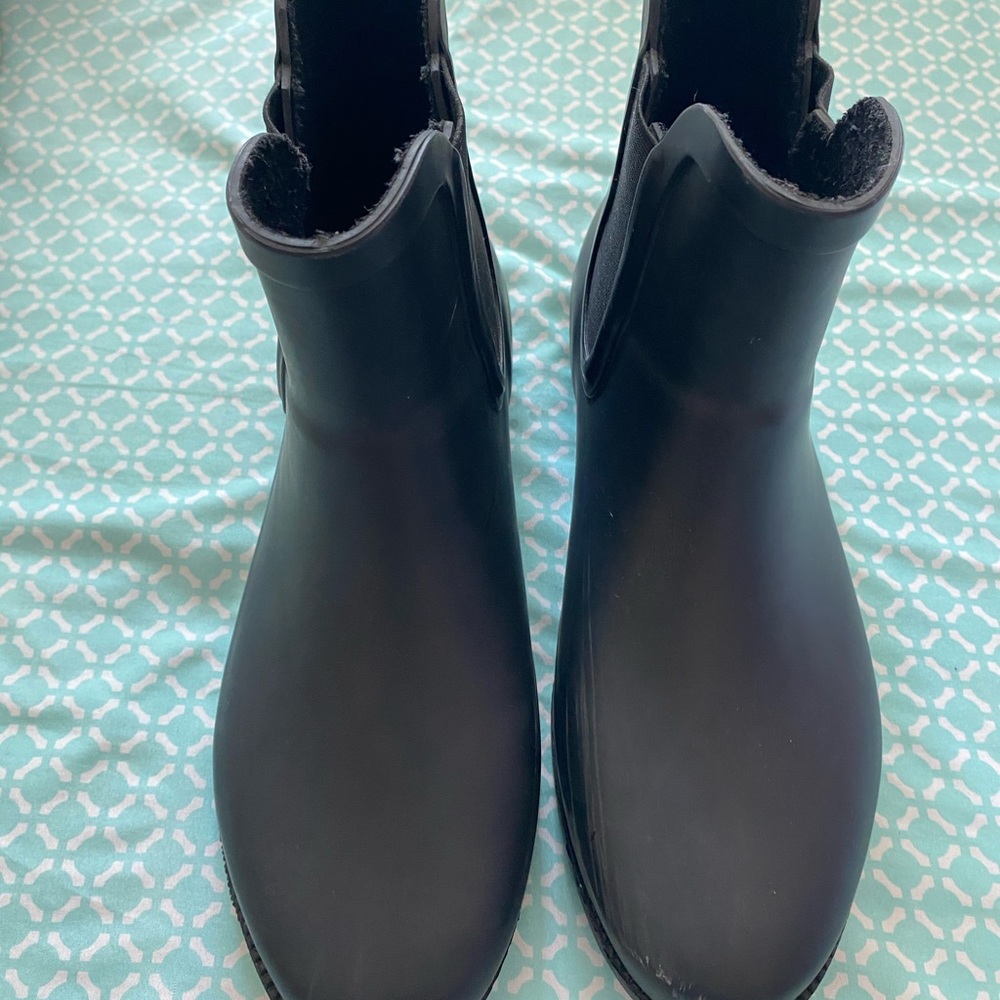 Rain boots